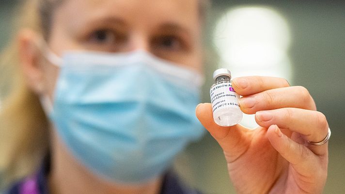 Telediario 1 - Europa muestra su preocupación por Astrazeneca