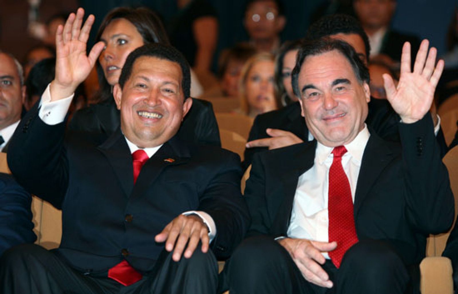 Oliver Stone presenta en la Mostra de Venecia un documental sobre Hugo Chávez | Ver