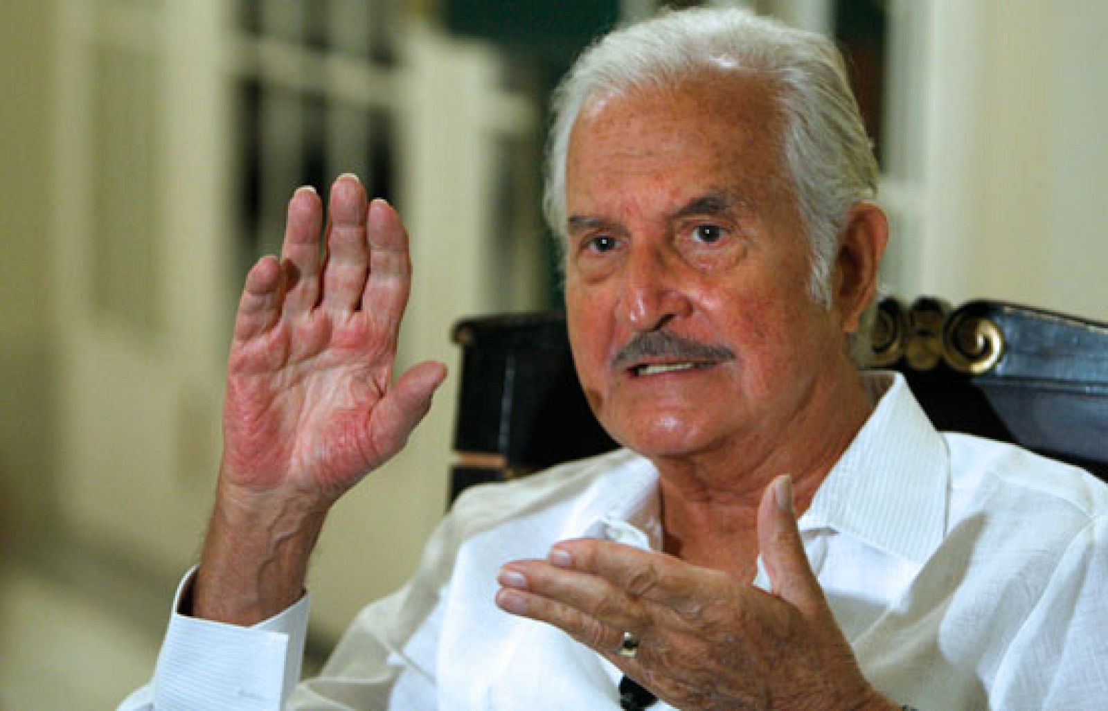 El escritor mexicano Carlos Fuentes habla en Madrid de su nueva novela, 'Adán en Edén' - Fue noticia en el Archivo de RTVE | Ver