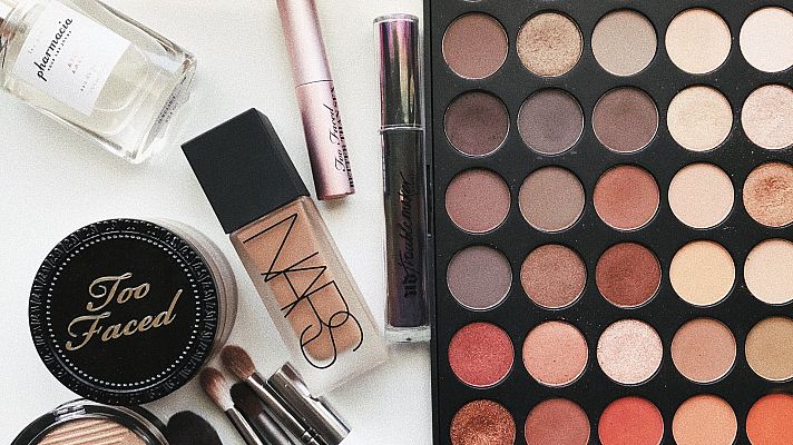 Flash moda - Así son nuevos protocolos de las firmas de maquillaje