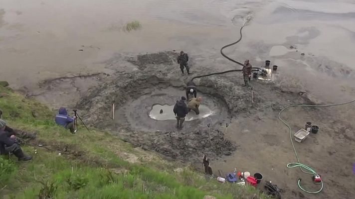 Telediario 1 - Rusia empieza a analizar esqueletos de animales prehistóricos para prevenir posibles pandemias del futuro