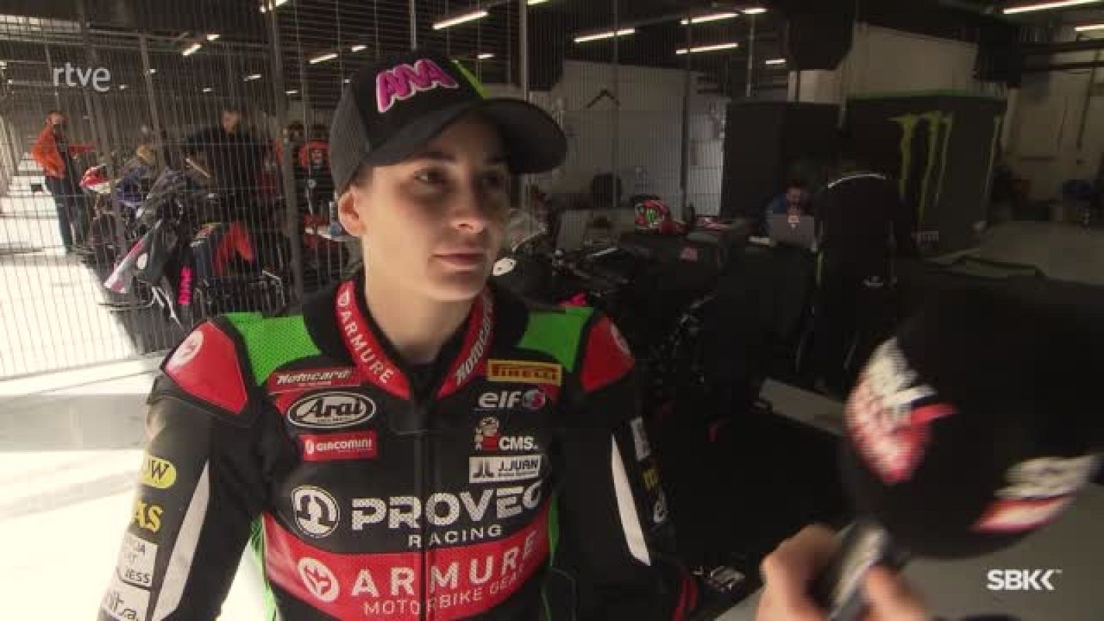 Ana Carrasco, "contenta de volver a subir en moto" | Ver