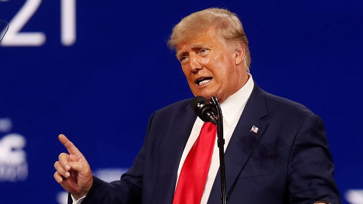 Telediario 1 - Trump reaparece para amagar con volver a presentarse a las elecciones