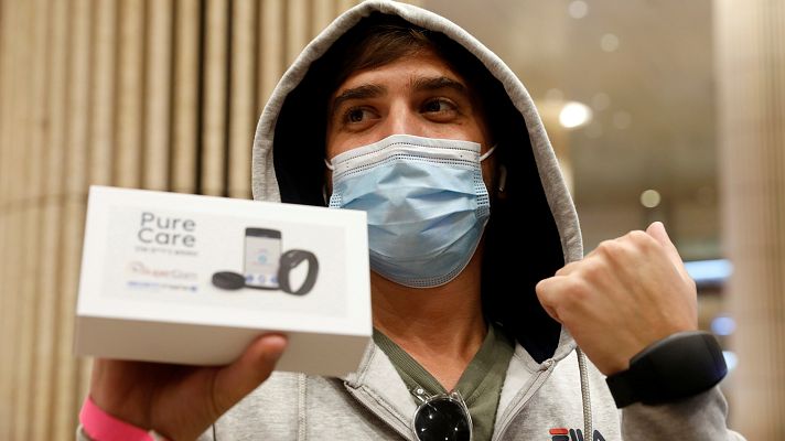 Informativo 24h - Israel lanza un brazalete electrónico para vigilar que los ciudadanos que llegan del exterior cumplan la cuarentena