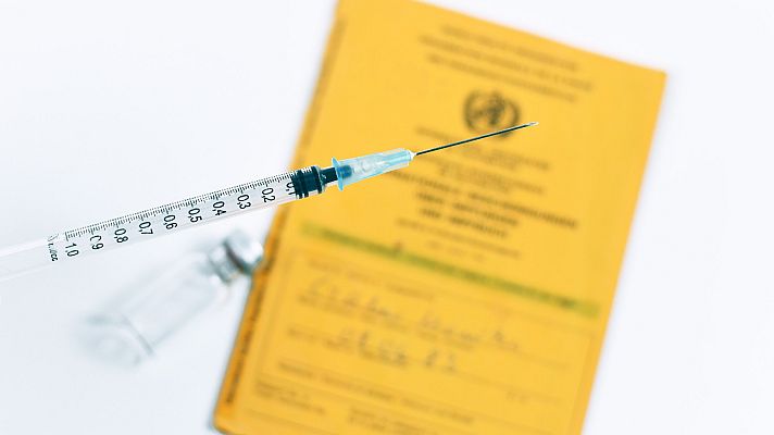 Informativo 24h - Darias asegura que el certificado de vacunación "no va a ser discriminatorio" y permitirá "una movilidad segura en el entorno europero"