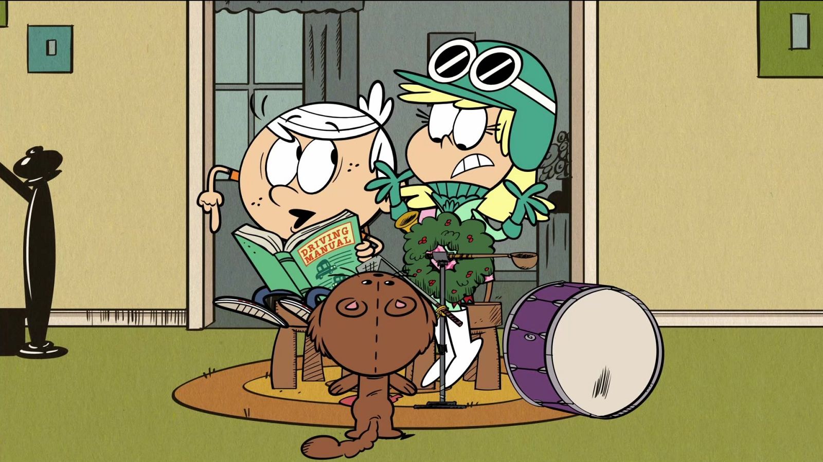 Una casa de locos - Paseando a Miss Leni - Una casa de locos | Ver