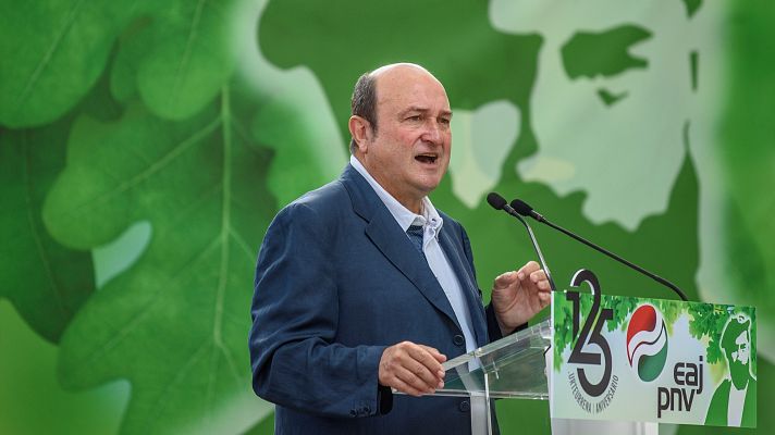 La hora de La 1 - Ortuzar, sobre las polémicas en torno al rey emérito: "La Casa Real no puede estar al margen, debe aclarar"