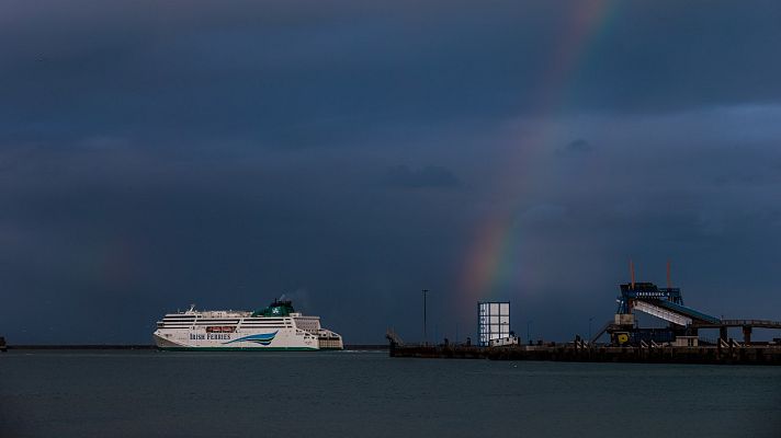 Telediario 1 - Paramilitares unionistas de Irlanda del Norte rompen los acuerdos del Viernes Santo por los controles del Brexit