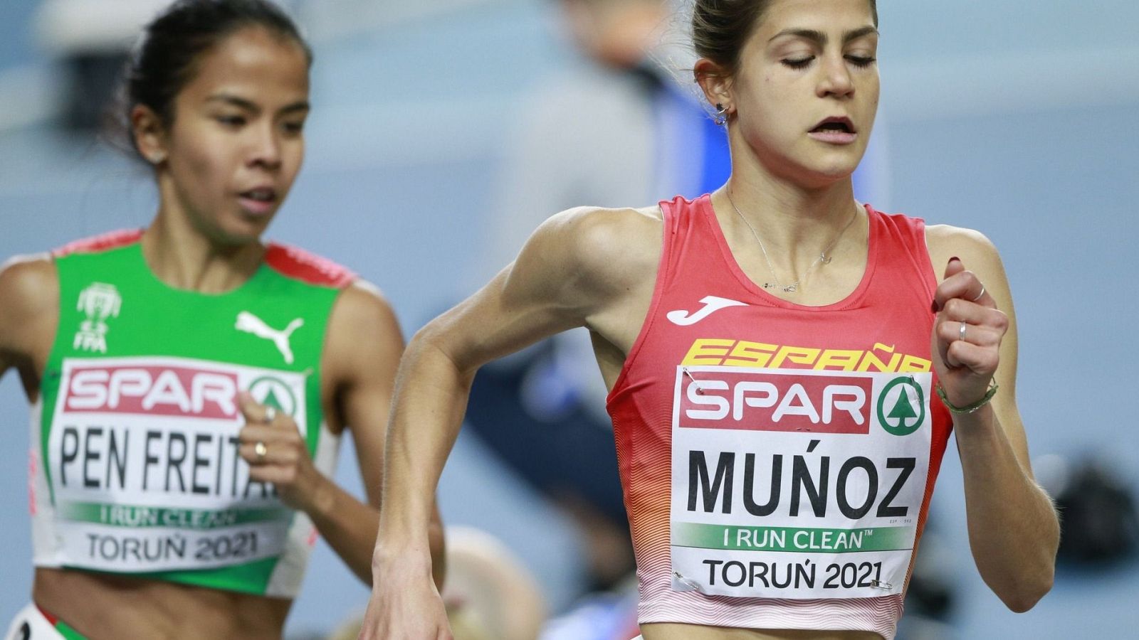 Esther Guerrero, Águeda Muñoz y Marta Pérez hacen historia en 1.500m