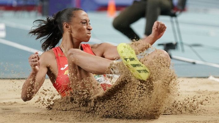  - Ana Peleteiro vuela hacia la final de triple salto