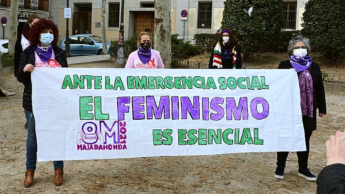 Telediario 1 - El movimiento feminista critica la prohibición de las manifestaciones del 8M en Madrid