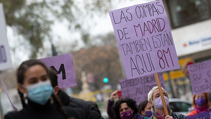 Telediario 1 - El feminismo vive un 8M marcado por la pandemia y la prohibición de manifestaciones en Madrid