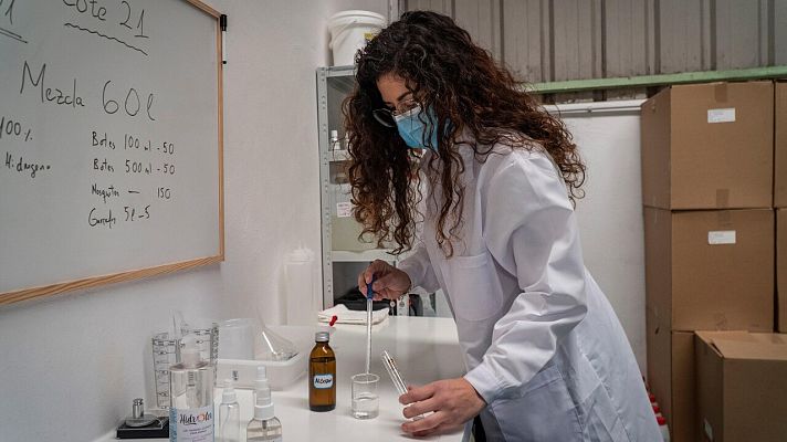 Telediario 1 - Mujeres jóvenes que lideran: "Nuestra vida es un tetris"