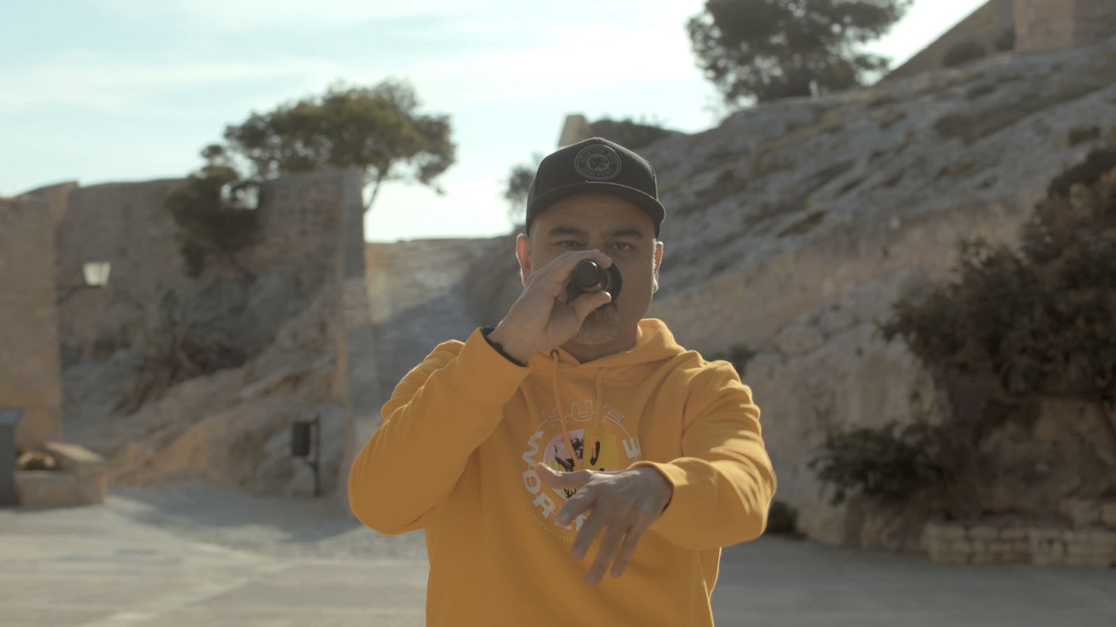 Nach y R de Rumba "Los dos lados del telón"