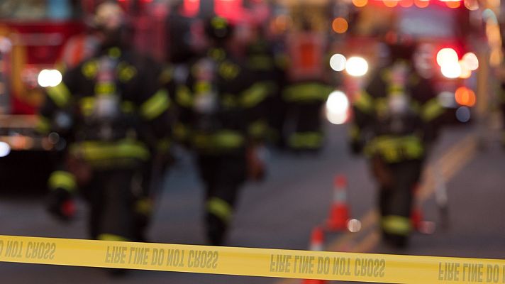 Telediario 1 - Los tres fallecidos en el incendio de la casa de El Molar no se encontraban en los focos del fuego