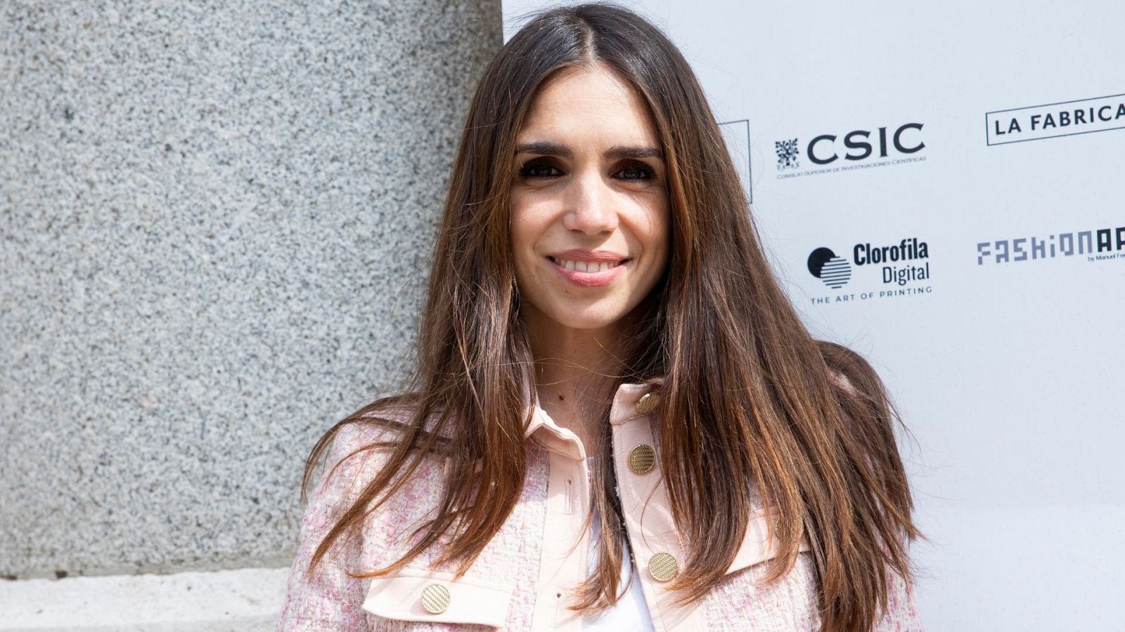 Elena Furiase celebra su 33 cumpleaños "abrumada"