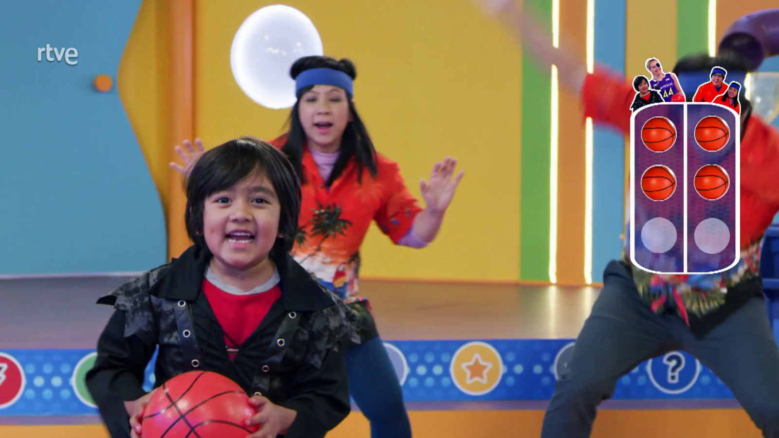 El compañero de juegos y canastas de Ryan