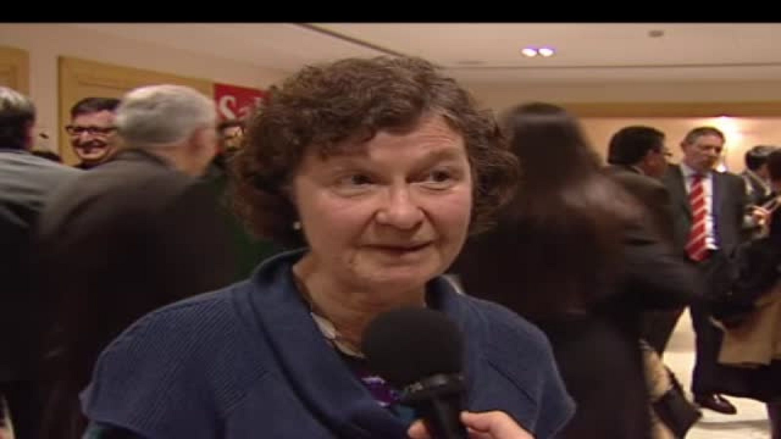 Arxiu TVE Catalunya - L'Informatiu - L'escriptora Maria Barbal a l'estrena de la seva obra 'Pedra de tartera' al TNC