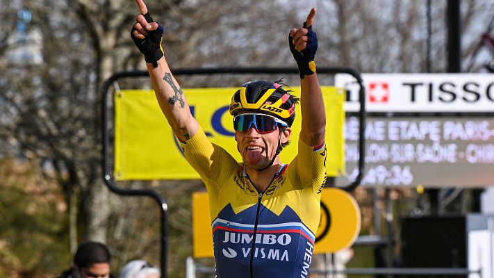 Ciclismo - Roglic se coloca líder de la París Niza con una gran victoria