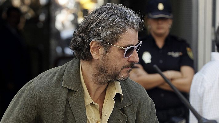 Telediario 1 - El exgerente del PP se desmarca de los 'papeles de Bárcenas': "Quien decidía cómo y cuándo se pagaba era el extesorero"