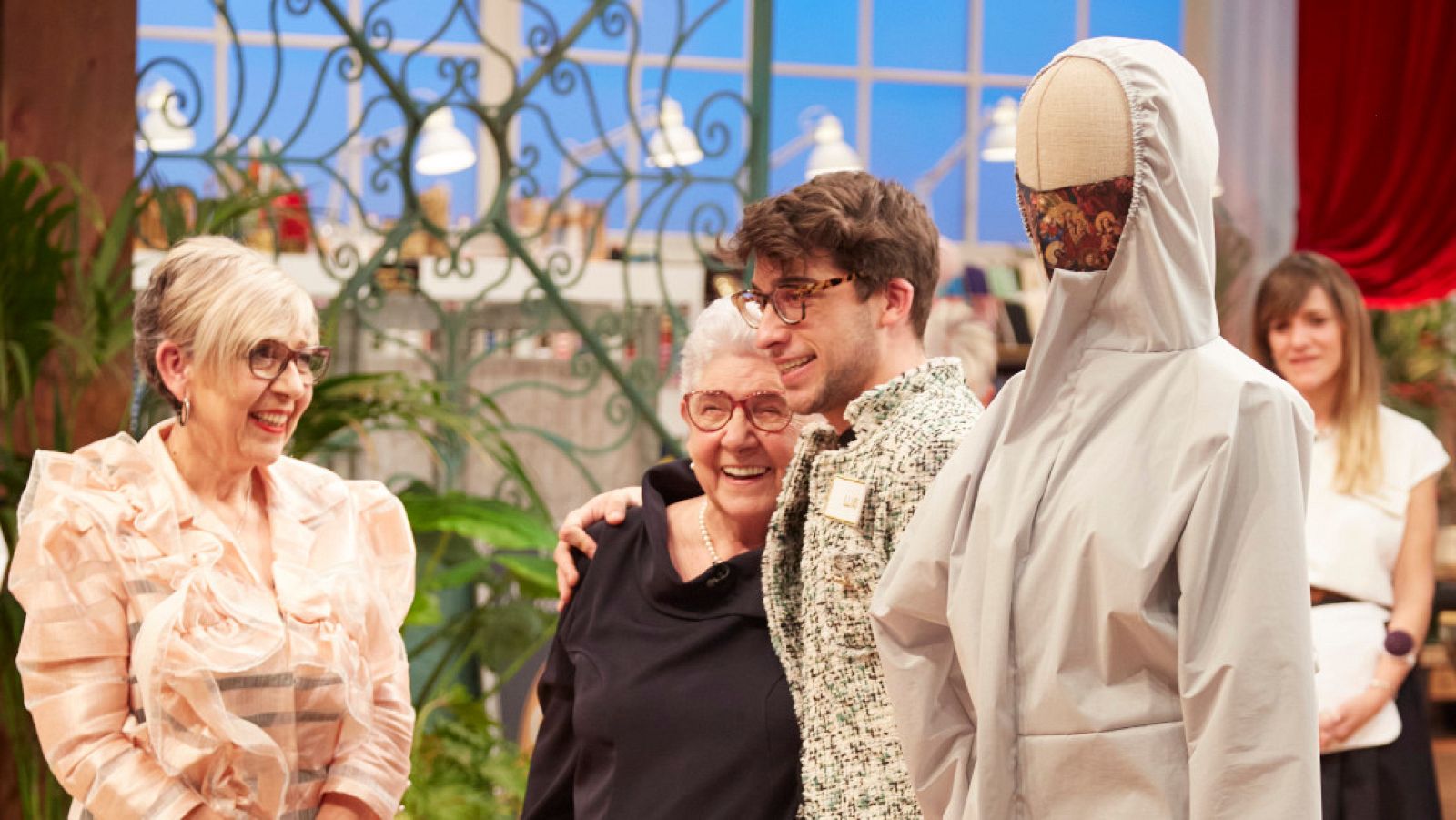 Lluís se emociona al ver a su abuela | Ver