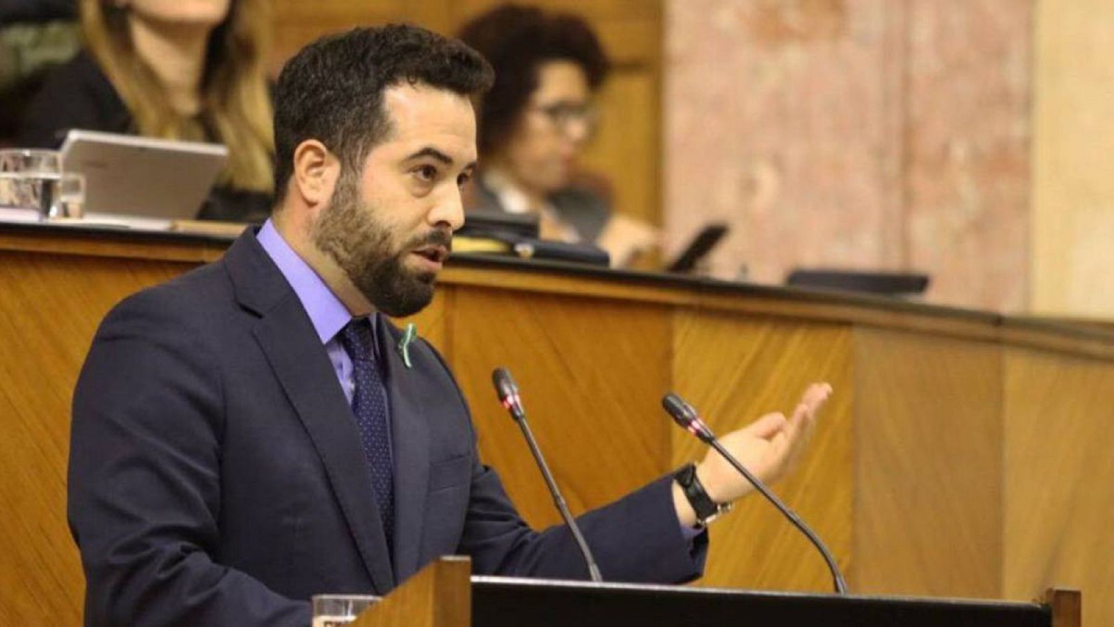 Fran Carrillo (C's) sobre la moción de censura en Murcia: "¿La solución es gobernar con un PSOE manchado por la corrupción?" - La hora de La 1 | Ver