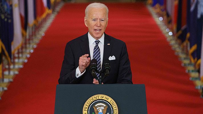 Telediario 1 - Biden afirma en su primer discurso a la nación que la normalidad podría llegar a EE.UU. el 4 de julio