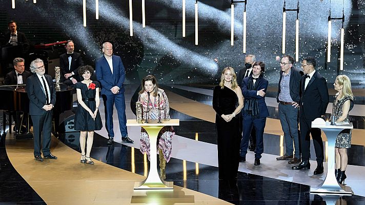 Informativo 24h - 'Adieu les cons', de Albert Dupontel, triunfadora en los premios César del cine francés