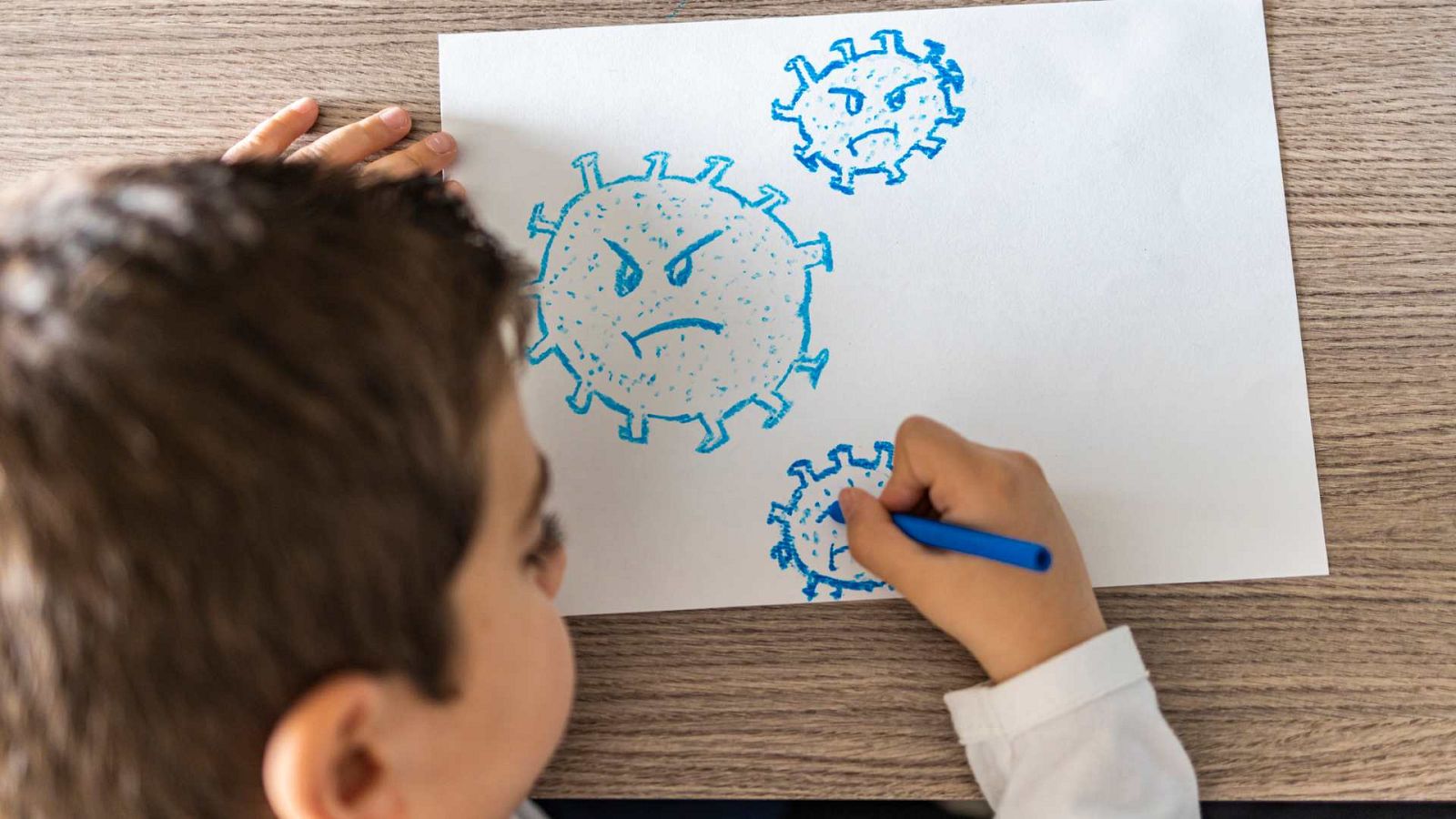 El difícil aislamiento cuando una familia entera se contagia | Ver