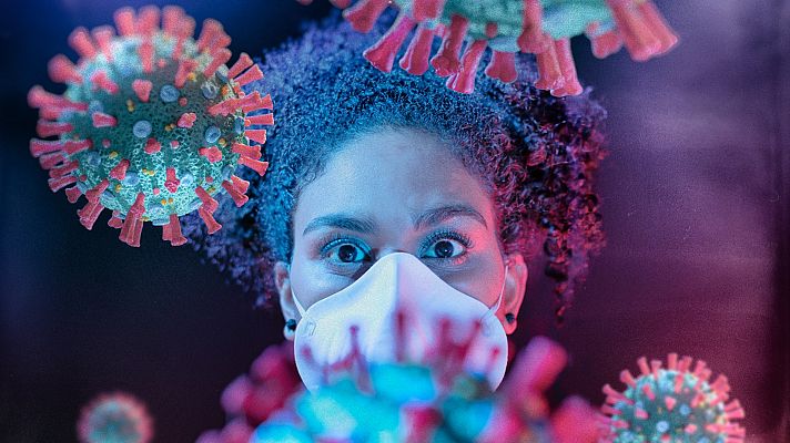 Telediario 1 - VerificaRTVE explica los bulos nos han acompañado durante toda la pandemia