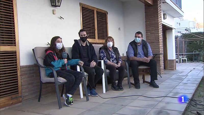 El comiat de l'àvia Pilar que mai van imaginar