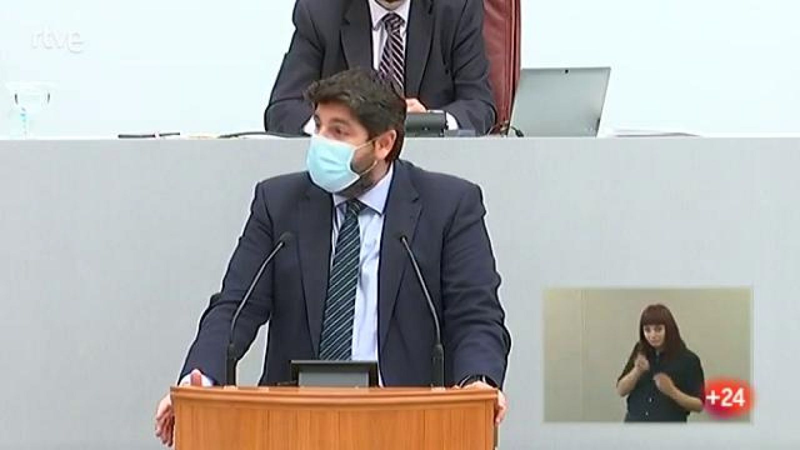 López Miras califica a Martínez Vidal de "tránsfuga" y asegura que Conesa nunca podrá ser presidente