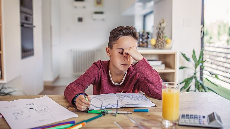 COVID persistente en niños: fatiga extrema y problemas de concentración