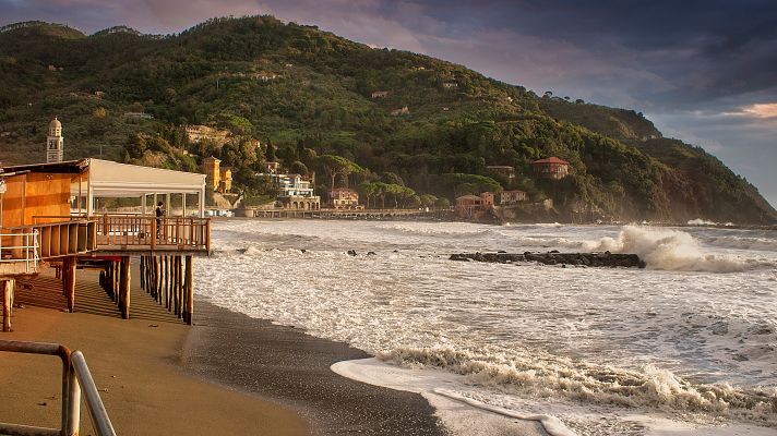 El tiempo - Levante fuerte en el Estrecho e intervalos de viento fuerte en Pirineos