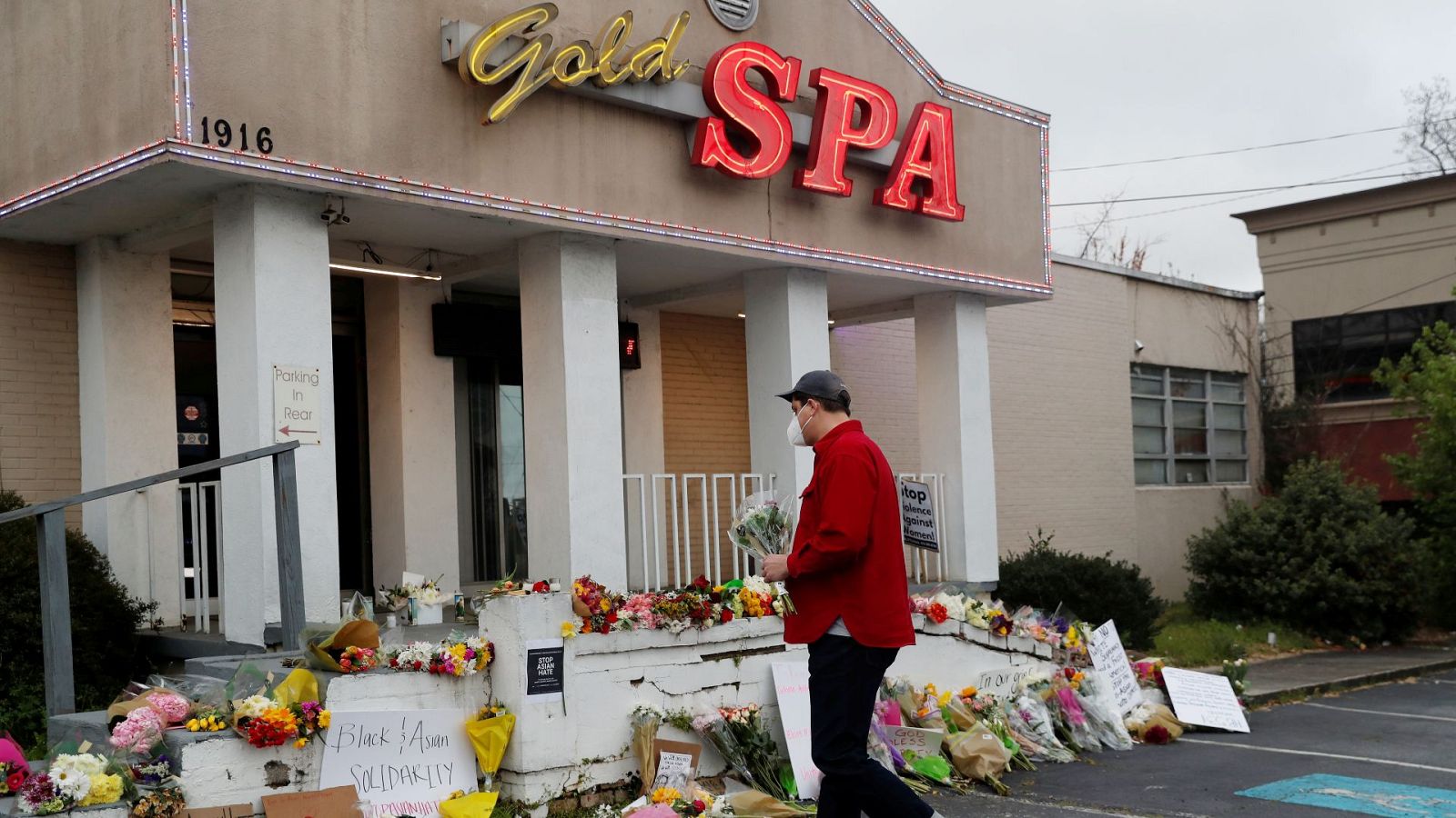 Se investiga si el tiroteo en Atlanta tuvo motivaciones racistas y misóginas contra las mujeres asiáticas