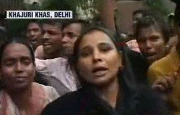  - Cinco muertos en una estampida