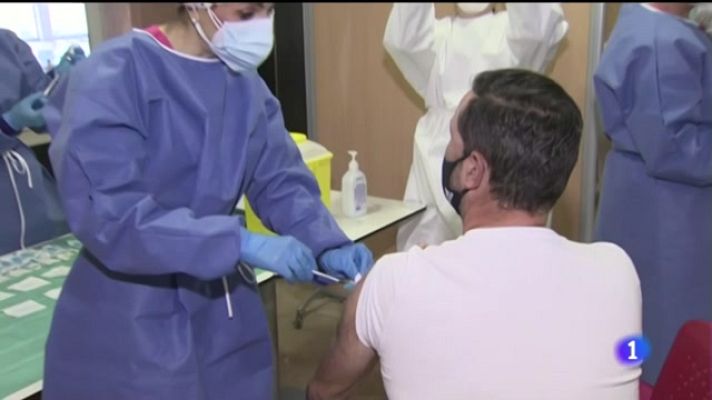 Noticias Murcia - El portavoz de la asociación española de vacunología, Jaime Pérez, responde sobre las vacunas