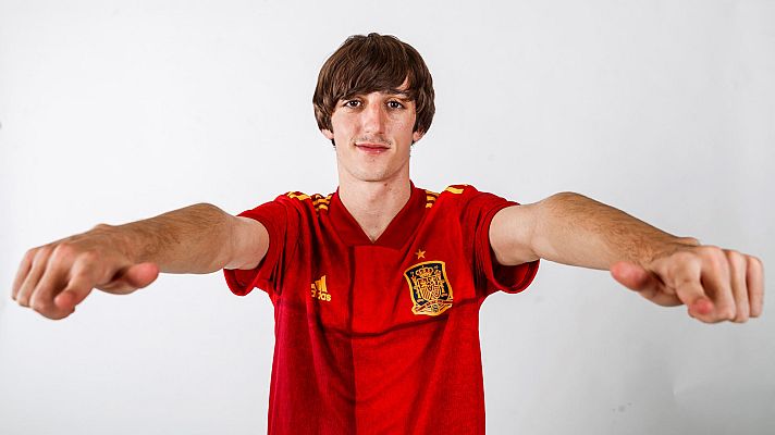 Telediario 1 - Bryan Gil, de Barbate a la selección. Así nace una estrella