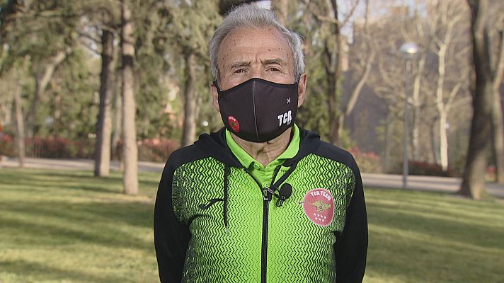 Telediario 1 - Manuel Alonso bate el récord del mundo de 800 m 'indoor'