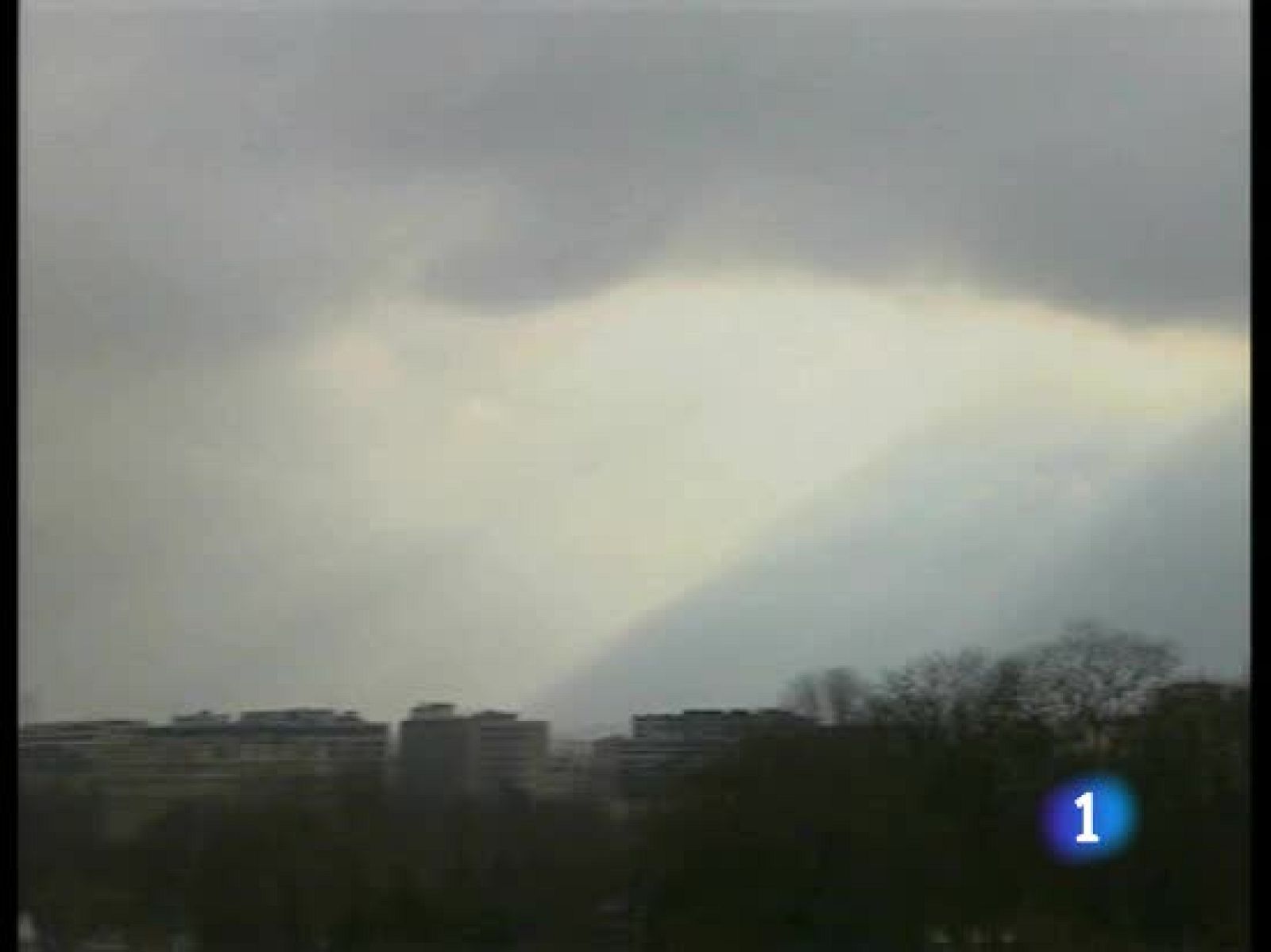 Cada ciudadano francés desembolsará 17 euros por cada tonelada de CO2 | Ver