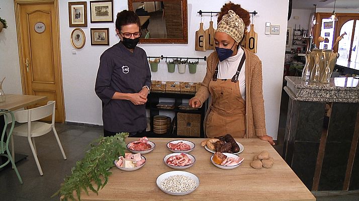 Aquí la Tierra - Pencas de cardo para la olla churra