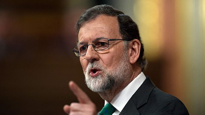 Telediario 1 - Rajoy y Aznar niegan la existencia de una 'caja B' en el PP y el cobro de sobresueldos