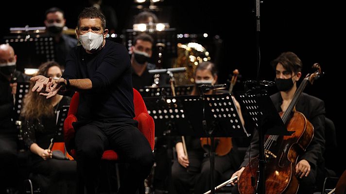 Telediario 1 - El Teatro Soho de Málaga tendrá también una orquesta sinfónica pop de 30 músicos