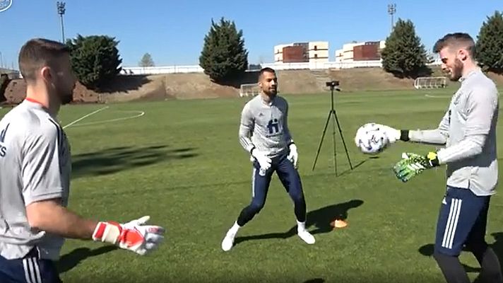 Telediario 1 - De Gea, Simón o Sánchez ¿quién será el portero de España ante Grecia?