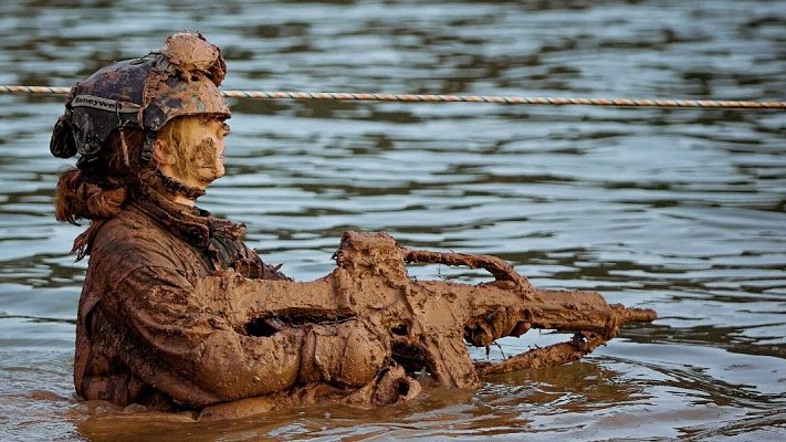 Telediario 1 - La teniente Pintor hace historia al convertirse en la primera mujer en ingresar en el GAR