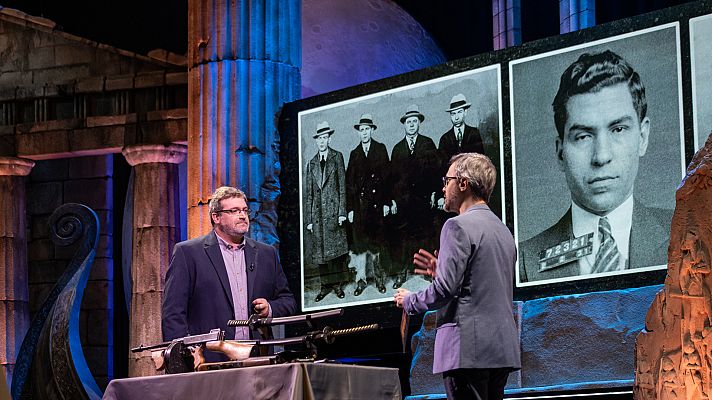 El condensador de fluzo - Programa 12:¡No tienes corazón!O Los villanos de la historia