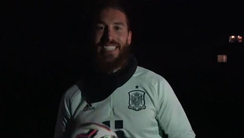 Un apagón interrumpe el entrenamiento de una España que prepara cambios