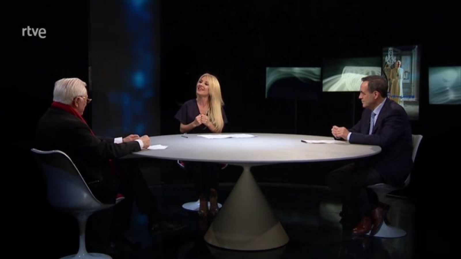 Versión española - Francisco, el padre Jorge (presentación) - ver ahora