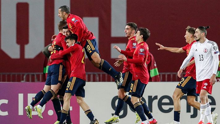 Telediario 1 - Georgia 1-2 España | Dani Olmo rescata a España en el tiempo añadido
