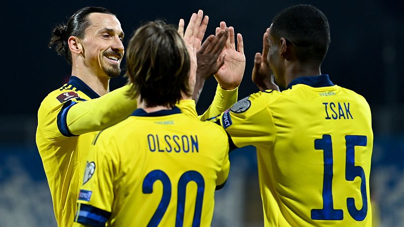 Suecia lidera el grupo de España y las grandes no fallan